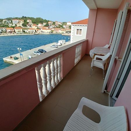 Apartment Svetka Сали Экстерьер фото