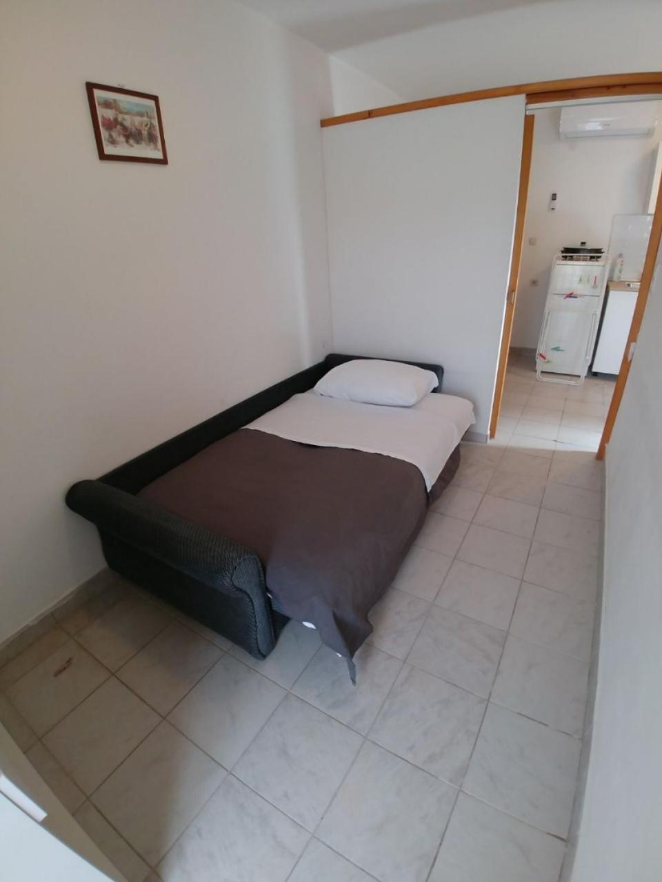 Apartment Svetka Сали Экстерьер фото
